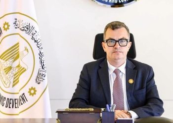 بنك الاستثمار القومي يقود خطة متكاملة لإعادة هيكلة شركة “سمنود للنسيج” وإعادتها لمسار الإنتاج والتعافي