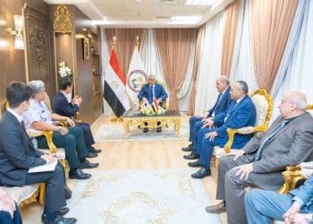 وزير التموين يعقد اجتماعًا مع قيادات الشركة المصرية للاتصالات (WE) لبحث التعاون