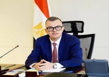وزير التخطيط يتلقى تقريرًا حول الموقف التنفيذي للاستثمارات العامة الخضراء خلال العام المالي 2024/2025