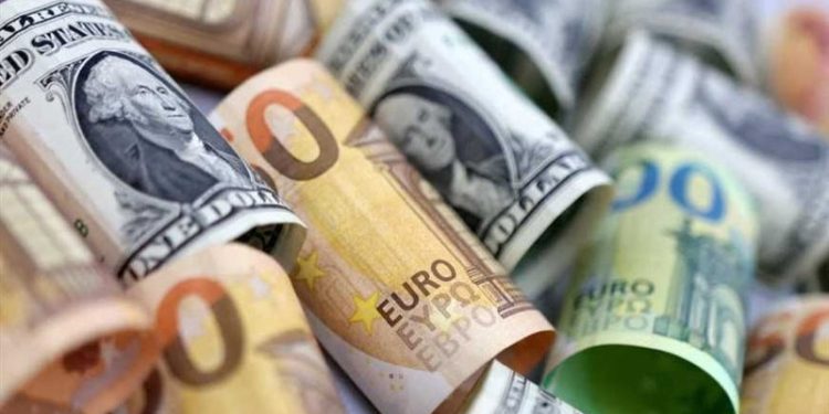أسعار العملات في مصر اليوم الخميس