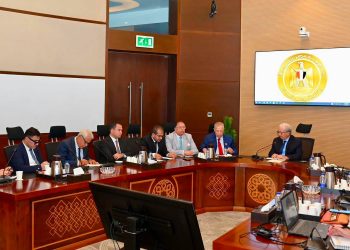 نائب رئيس الوزراء للشؤون الاقتصادية يبحث مع الاتحاد المصري للمستثمرين دعم الاستثمار وتعزيز دور القطاع الخاص