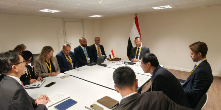 وزير الاتصالات: مصر تتجه لإطلاق بيئة تجريبية لاختبار تطبيقات الذكاء الاصطناعي