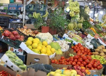 سعر الخضار والفاكهة اليوم الثلاثاء في الأسواق