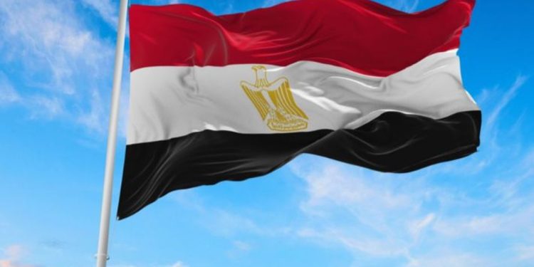 مصر تدين اعتداء إيران على الإمارات وقطر والكويت والبحرين وتعرب عن تضامنها الكامل
