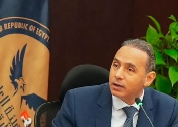 إسلام عزام يرأس لقاءً تشاوريًا لبحث توثيق التعاون بين الرقابة المالية والبورصة ومصلحة الضرائب