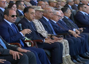 الرئيس السيسي: مقر القيادة الاستراتيجية مسؤول عن إدارة وتنسيق أعمال الدولة بكل المحافظات