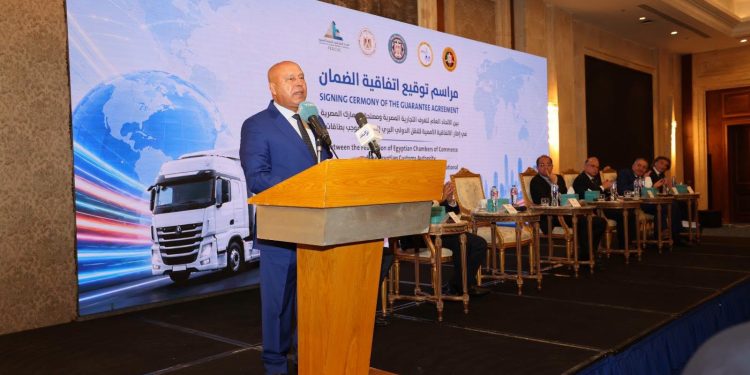 وزير النقل يشهد توقيع اتفاقية الضمان بين اتحاد الغرف التجارية ومصلحة الجمارك لتعزيز التجارة والنقل الدولي