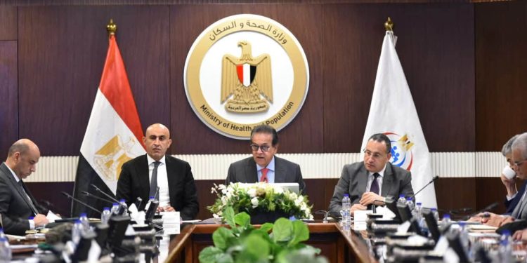 وزير الصحة يستعرض إنجازات المنظومة الصحية أمام السفراء المرشحين لتعزيز الصورة الدولية لمصر