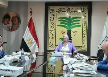 مشروع قومي للاستثمار في الطفل المصري على طاولة اجتماع المجلس القومي للطفولة والأمومة
