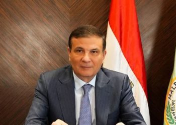 وزير الزراعة يستعرض جهود دعم المزارعين ومكافحة الآفات في المحافظات خلال شهر