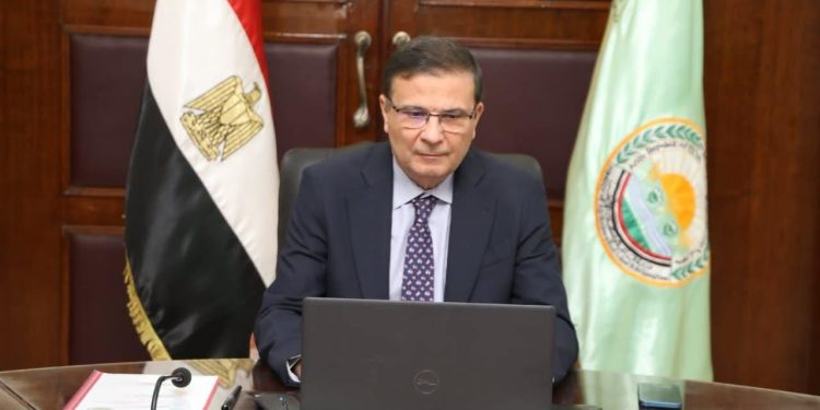 “فاروق” يوجه لجان ميدانية لتتبع شحنات الأسمدة من المصانع للجمعيات