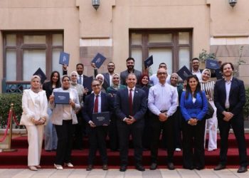 «الصحة» تُخرّج 17 متخصصاً في اقتصاديات الصحة لتعزيز كفاءة المنظومة