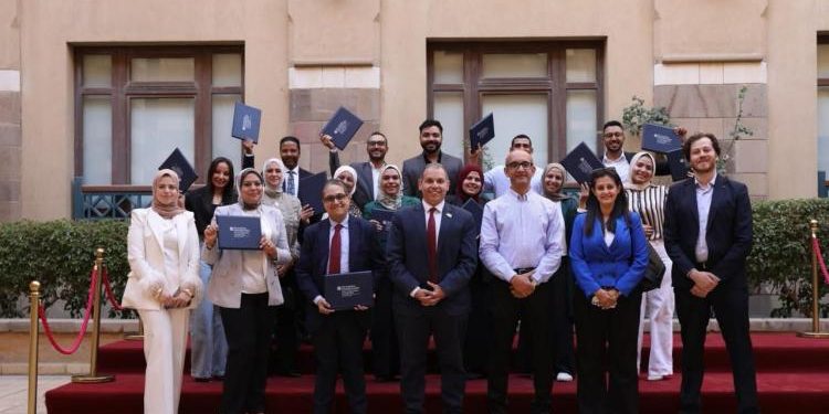 «الصحة» تُخرّج 17 متخصصاً في اقتصاديات الصحة لتعزيز كفاءة المنظومة