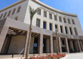 وزارة التعليم تعلن رسوم استخراج البيانات والتصديق على الشهادات الدراسية