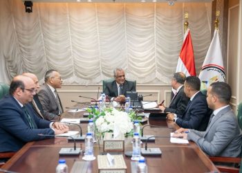 وزير الدولة للإنتاج الحربي يبحث مع “تاليس” توطين تكنولوجيا صناعة مكونات أجهزة الاتصالات وربطها بسلاسل الإمداد