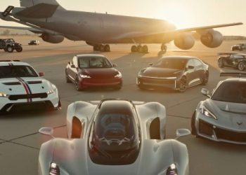 لوسيد تهزم كورفيت ZR1X وموستانج GTD في أقوى سباق أمريكي