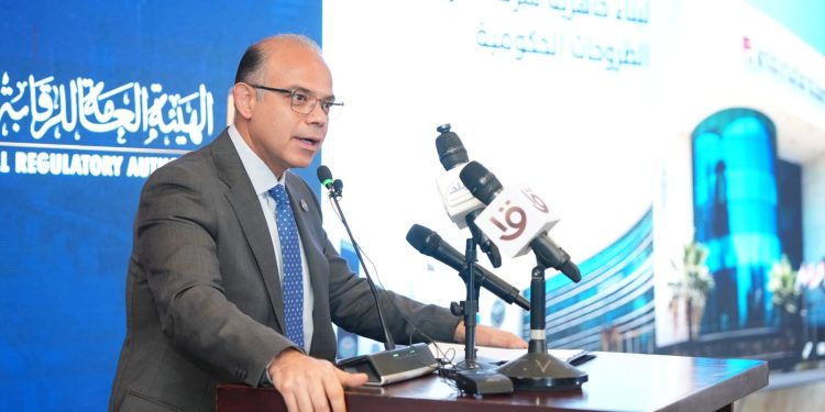 رئيس الرقابة المالية يفتتح البرنامج التدريبي لتأهيل شركات الطروحات الحكومية بحضور وزير الاستثمار ورئيس البورصة