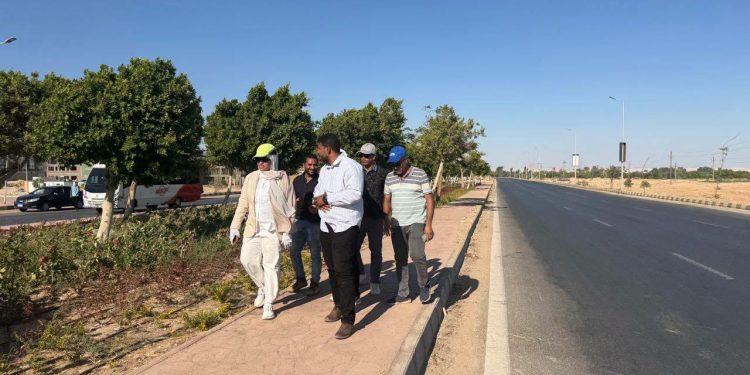 وزيرة الإسكان تتابع سير العمل بعدد من المشروعات الخدمية والتنموية بمدن الصعيد الجديدة
