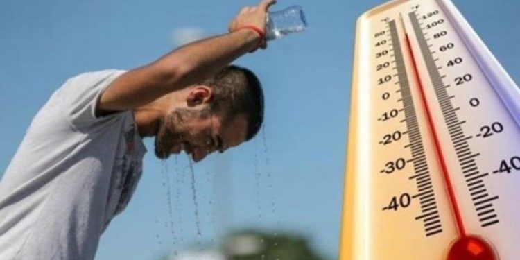 الأرصاد: الرطوبة تزيد الإحساس بالحرارة غدا والدرجة المحسوسة بالقاهرة 37