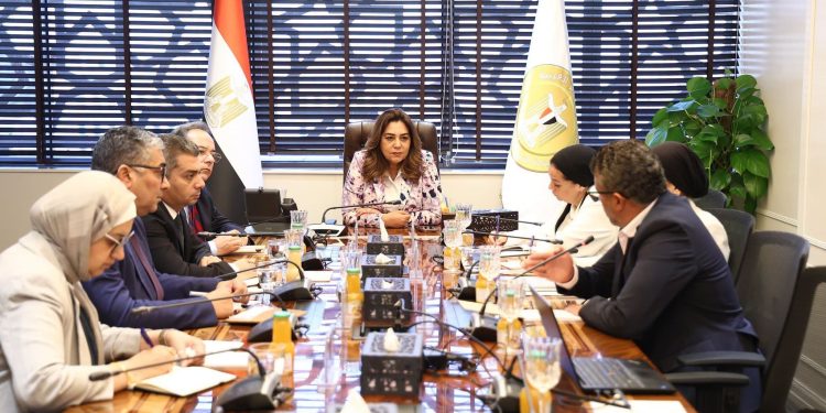 وزيرة التنمية المحلية تستعرض المخطط التنفيذي والاستثماري لمحمية نبق ومخرجات مشروع “جرين شرم”