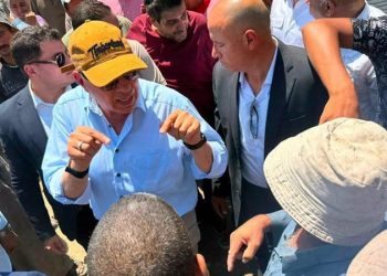 وزير ري يتابع ميدانيًا شكاوى المنتفعين، ويتفقد ترعة الفولي ومحطة رفع صان الحجر بالشرقية