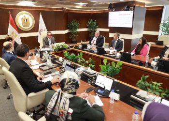 وزير الصحة يتابع أعمال الأمانة العامة للجنة الوطنية لنظم الغذاء والتغذية ويستعرض التقدم في الخطة التنفيذية