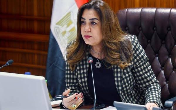 وزيرة التنمية المحلية والبيئة: تسهيلات كبيرة لترخيص المحال في المباني المخالفة
