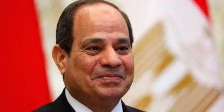قرار جمهورى بتجديد تعيين أشرف مجاهد نائبا لرئيس مجلس إدارة هيئة قناة السويس