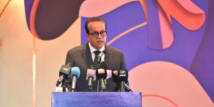 وزير الصحة: التجربة المصرية في القضاء على فيروس «سي» نموذج عالمي للتحول الصحي المستدام
