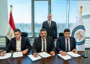 وزير البترول يشهد توقيع اتفاقية لإنشاء وتشغيل مصنع لإنتاج الأسمدة الفوسفاتية بالعين السخنة بالشراكة مع مجموعة السويدي