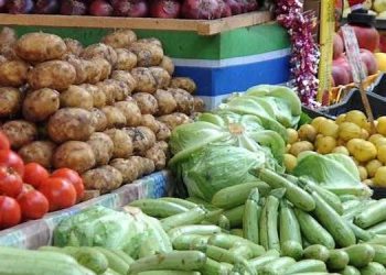 سعر الخضار والفاكهة اليوم الجمعة في الأسواق