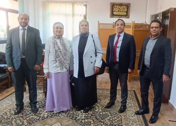 «القومي لتنظيم الإعلانات» و«هيئة الطاقة الجديدة» يبحثان استخدام الطاقة المتجددة في إنارة اللوحات الإعلانية