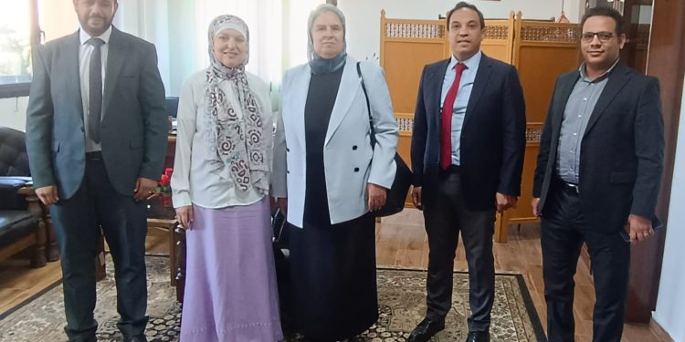 «القومي لتنظيم الإعلانات» و«هيئة الطاقة الجديدة» يبحثان استخدام الطاقة المتجددة في إنارة اللوحات الإعلانية