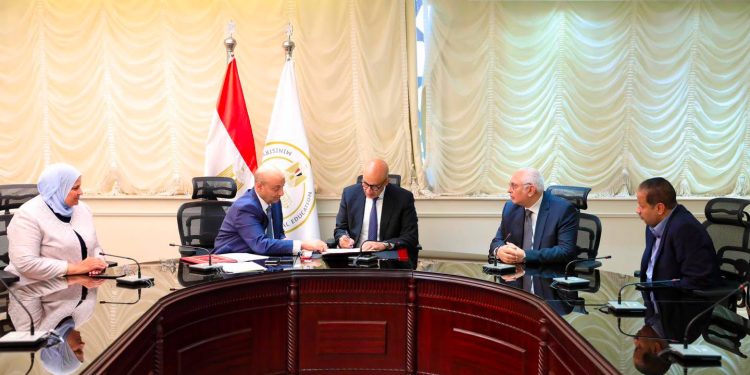 وزير التربية والتعليم يعتمد نتيجة الدبلومات الفنية (الدور الأول) للعام الدراسي 2025 / 2026