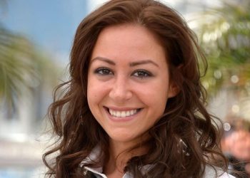منة شلبى تخضع لعملية جراحية دقيقة فى القولون خلال ساعات