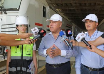 كامل الوزير يكشف خطة الدولة لاستكمال منظومة النقل الجماعي.. التشغيل التجريبي للقطار السريع أكتوبر المقبل