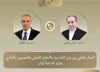 اتصال هاتفي بين وزير الخارجية ونظيره الإيراني