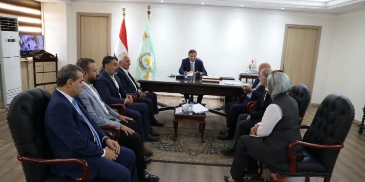وزير الزراعة يلتقي وفداً من رجال الأعمال الأتراك لبحث فرص الاستثمار الشامل بالقطاع الزراعي والداجني