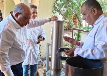 وزير الكهرباء يتفقد مركز البحوث النووية بأنشاص لمتابعة المشروعات وخطط التنفيذ