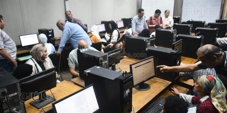 الأماكن الشاغرة بالمرحلة الثانية لتنسيق القبول بالجامعات الحكومية والمعاهد لطلاب الثانوية