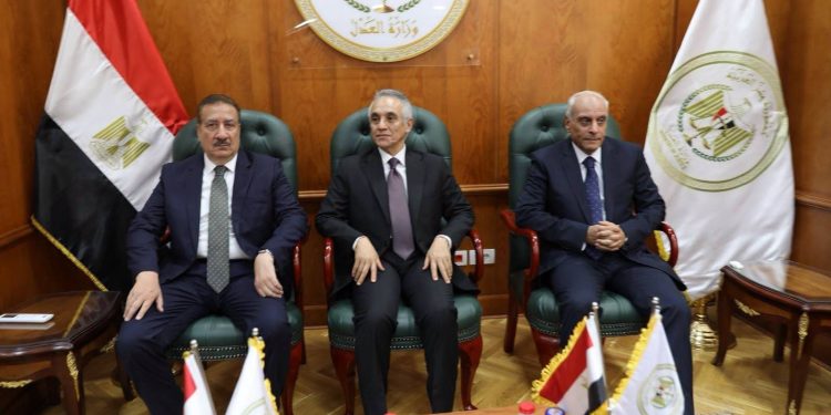 وزير العدل يفتتح محكمة بورفؤاد الجزئية ويكرّم المتميزين من القضاة وأعضاء النيابة بدائرة استئناف الإسماعيلية