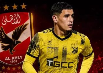 الأهلي يجهز سفيان بن جديدة لقيادة الهجوم أمام برشلونة