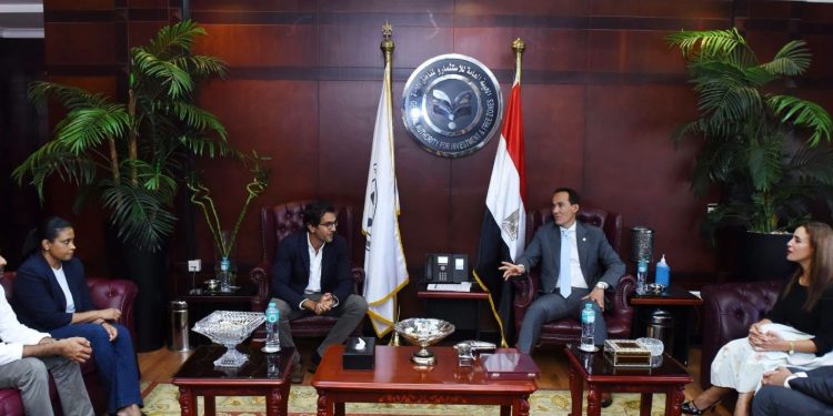 «الاستثمار» تناقش مع Hirdaramani السريلانكية تعزيز استثماراتها في مصر