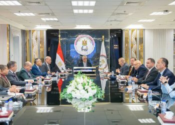 وزير الإنتاج الحربي: إمكانيات تصنيعية وتكنولوجية متطورة لدعم الاقتصاد الوطني