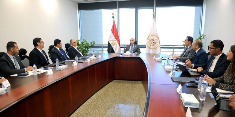  وزير الاستثمار يبحث مع قيادات شركتي «فوربس» و«ماجنوم» تطورات مشروع «برج فوربس الدولي»