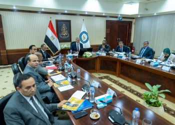 وزير البترول: تطوير معامل تكرير السويس وزيادة ضخ الخام أولوية لتعظيم الاستفادة من كل برميل