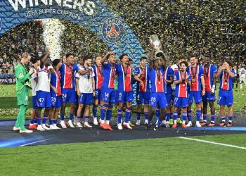باريس سان جيرمان يتحدى لانس في كأس السوبر الفرنسي.. الليلة