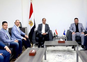 محافظ دمياط ومدير صندوق مكافحة الإدمان يبحثان توسيع برامج التوعية والوقاية