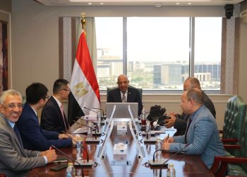 وزير الكهرباء يتابع مع شركة هواوي الصينية مستجدات مشروع التصنيع المحلي لبطاريات تخزين الطاقة