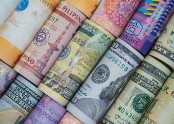 أسعار العملات في مصر اليوم الخميس